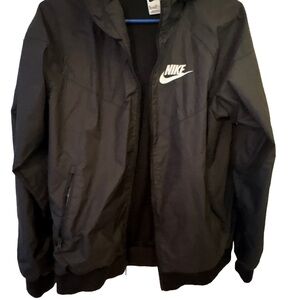 Nike Men's Black Windbreaker Jacket